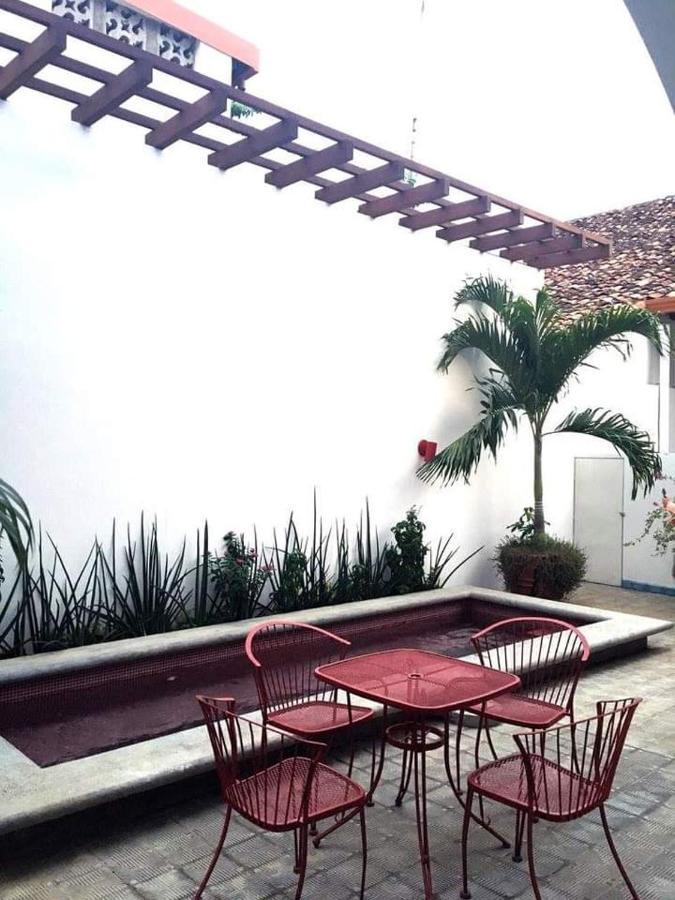 Rouge By La Gran Francia Hotel Granada Exterior photo